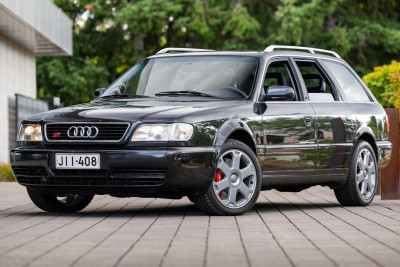 Audi S6 1995