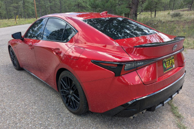 Lexus IS 2023